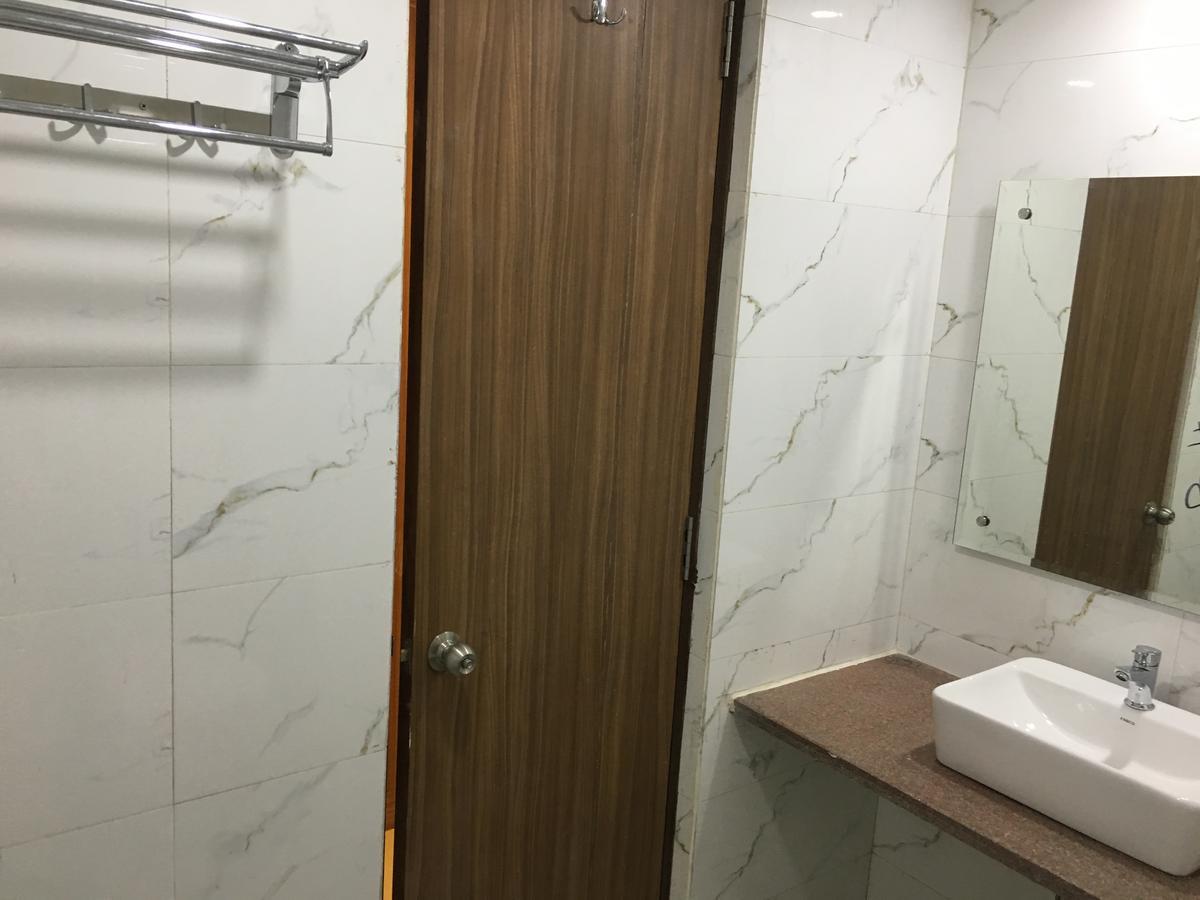 Hotel Airport D'Capitol New Delhi Bagian luar foto