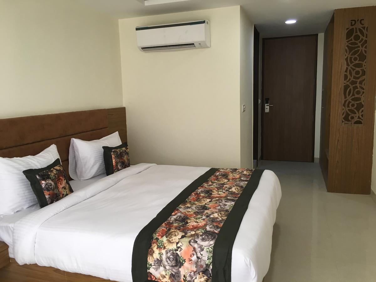 Hotel Airport D'Capitol New Delhi Bagian luar foto